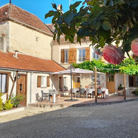 Aux Sources De Ouanne Bed and Breakfast Εξωτερικό φωτογραφία