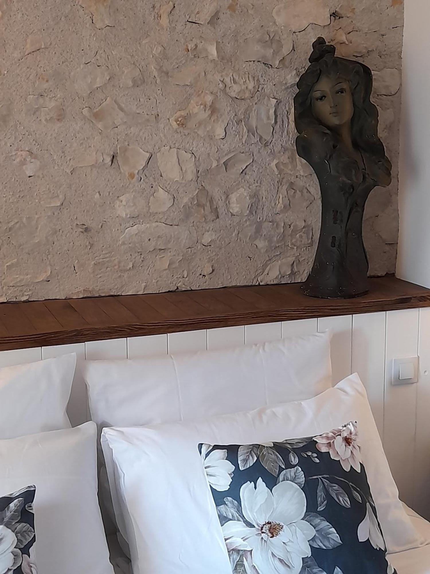 Aux Sources De Ouanne Bed and Breakfast Εξωτερικό φωτογραφία